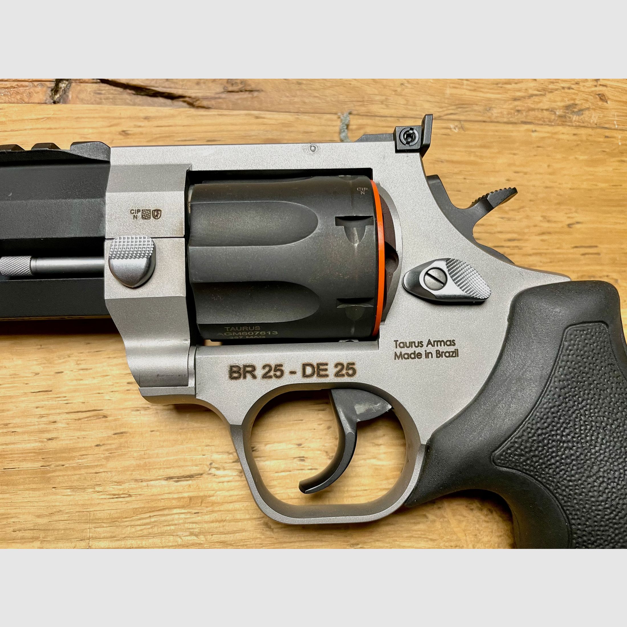 Taurus Revolver Raging Hunter - Kaliber .357 Mag. DuoTone - 6 3/4