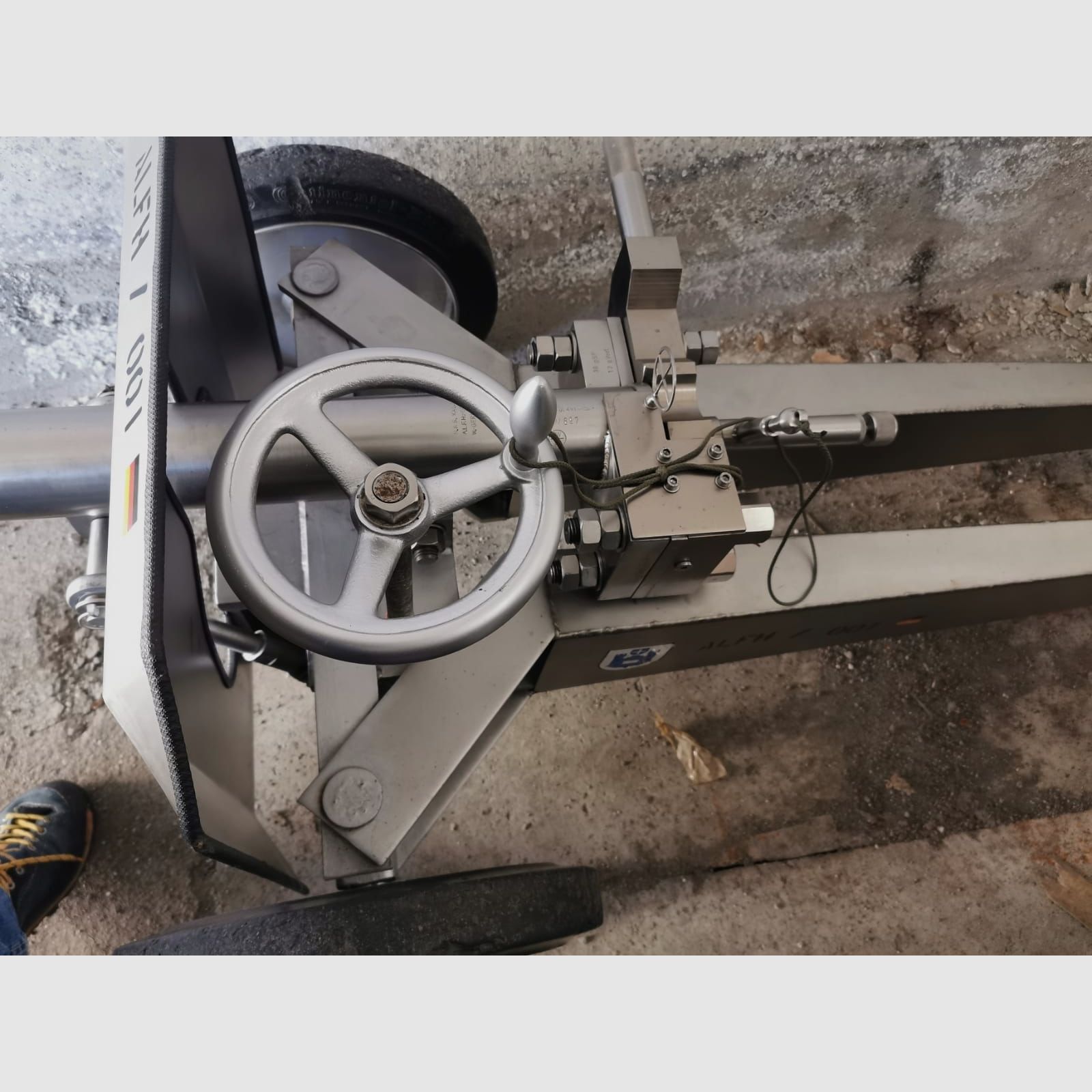 XXL cannone 30 mm in VA, libero da 18 anni