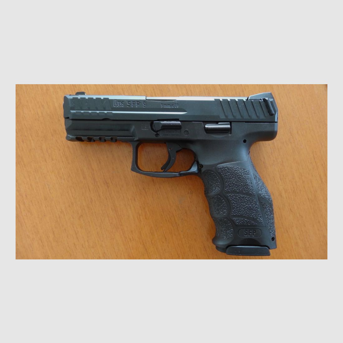 Heckler & Koch SL-Pistole: Heckler & Koch SFP 9 - Cal. 9mm, Bild 2 von 3