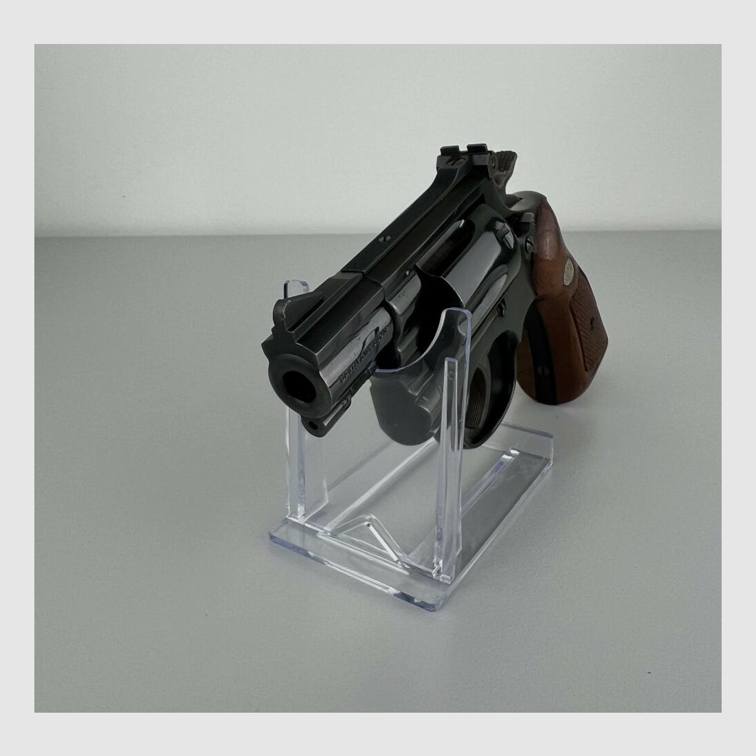 Smith & Wesson Model 15-4 - 2"