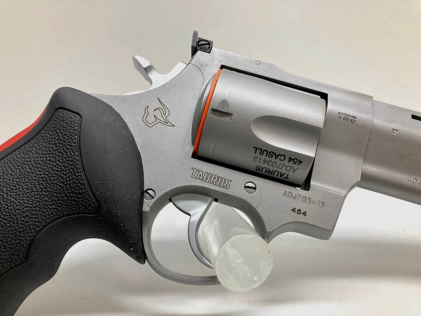 TAURUS Razende Stier | .454 Casull