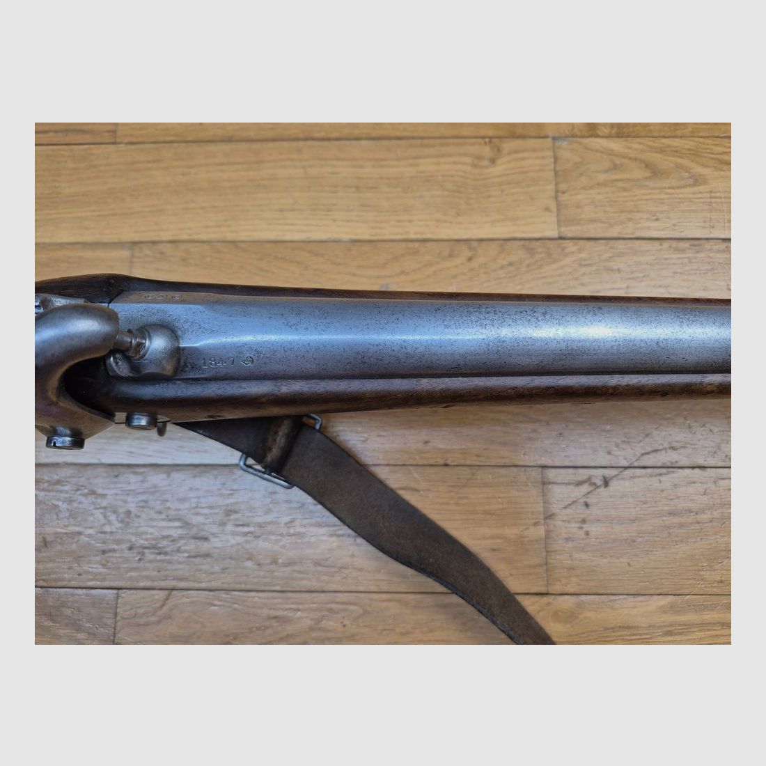 Seltenes Infanteriegewehr Marine Modell 1842 T (nicht T bis) – Königliche Manufaktur Tulle 1847 – Modifiziert mit Zügen und repariert in Tulle 1861 – Gut lesbares Emblem und homogener Zustand – Wunderschönes Holz mit schönen Stempeln – Guter Lauf und mechanischer Zustand – TBE+, Bild 30 von 43