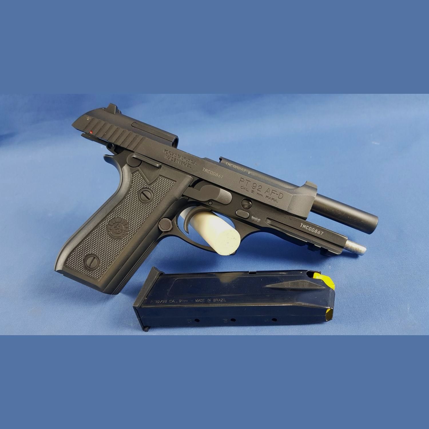 Taurus PT92 AF-D Kal. 9x19mm, Bild 2 von 3
