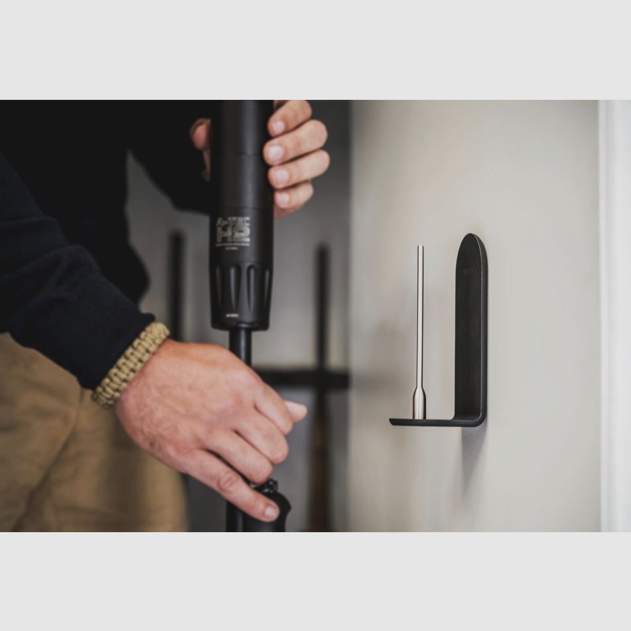 Hunttech Gungnir Magnetische Schalldämpferhalterung Schwarz