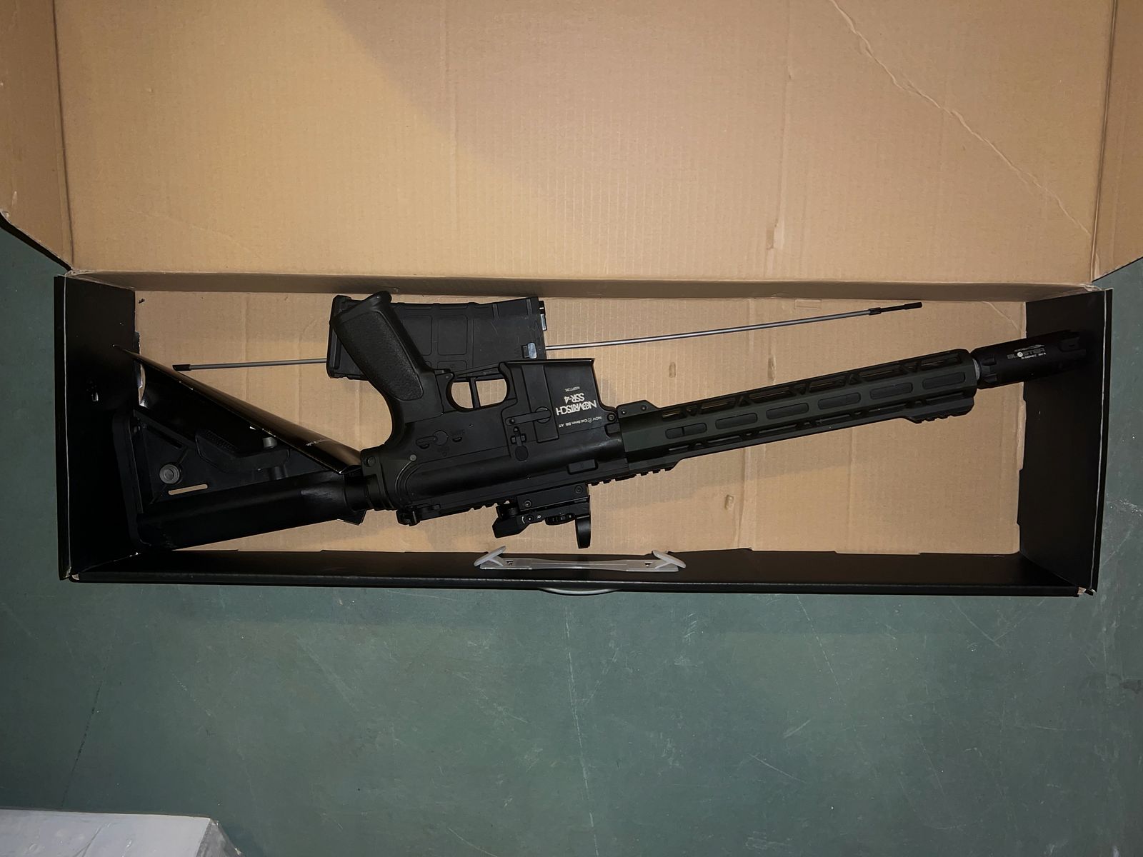 Novritsch SSR-4 karabin airsoft + wyposażenie