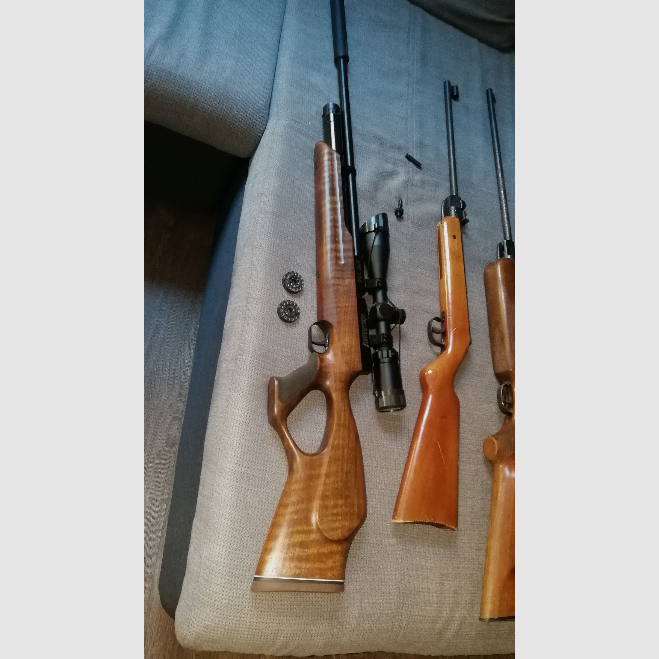 Incienso HW 100 T FSB con bomba de aire comprimido M 220 con mira telescópica, silenciador y accesorios (ver fotos) + 2 rifles de aire más antiguos como regalo