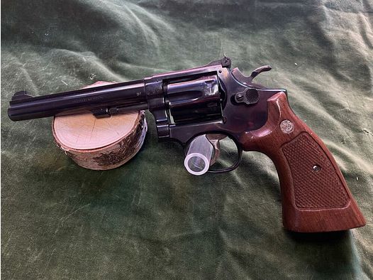 Smith & Wesson 17-3