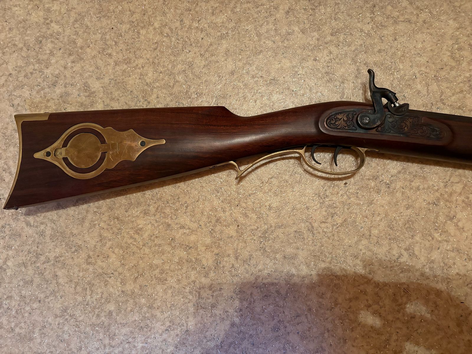 Beautiful muzzleloader for sale with case and accessories.