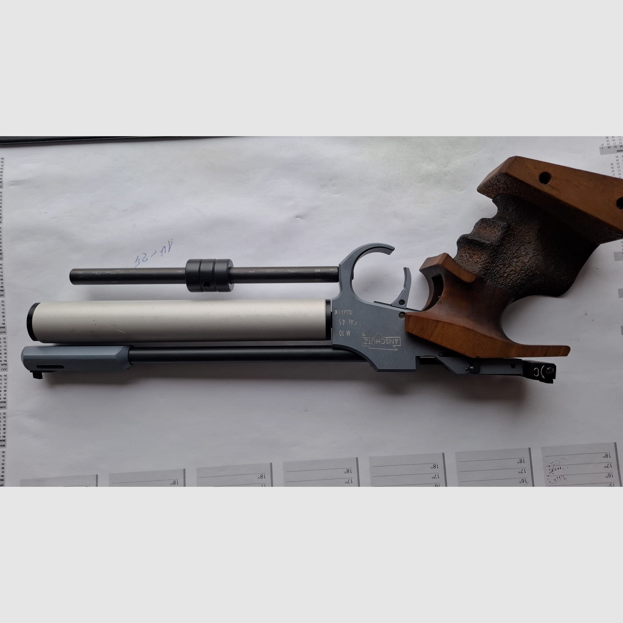 Pistolet à air Anschütz SAM M10 Cal.4,5