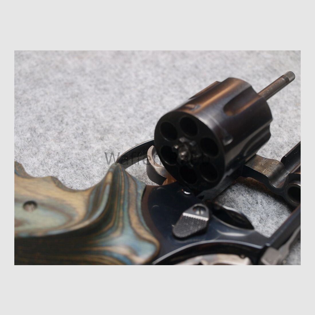 Smith & Wesson 586-4 Target Champion