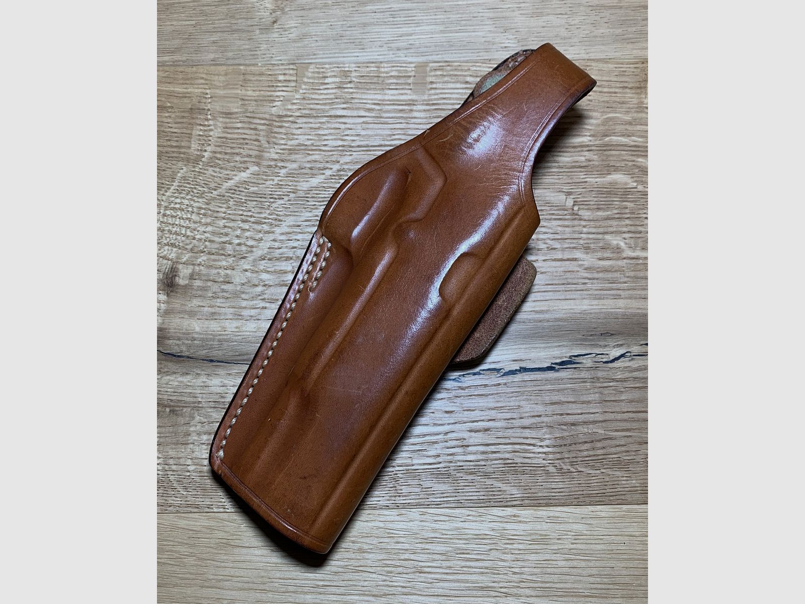 Bianchi # 19 Lederholster .45 Auto passend für das Mod. 1911, OHNE Pistole