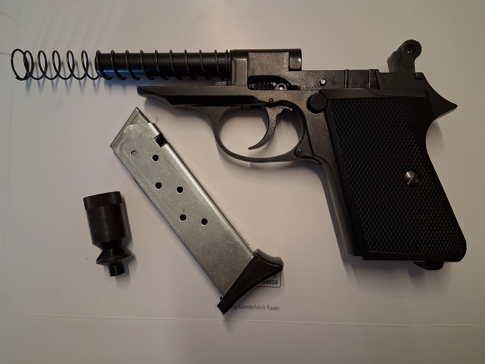 ME 9 mod. Para Griffstück komplett, Magazin, Abschussbecher, original Koffer (neuwertig)