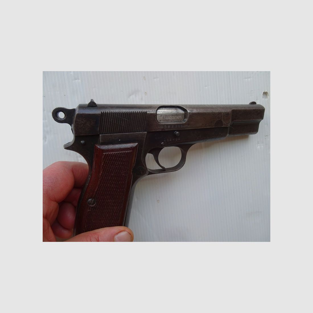 Pistole FN Highpower , Kal. 9 mm Luger WaA140 abgenommen