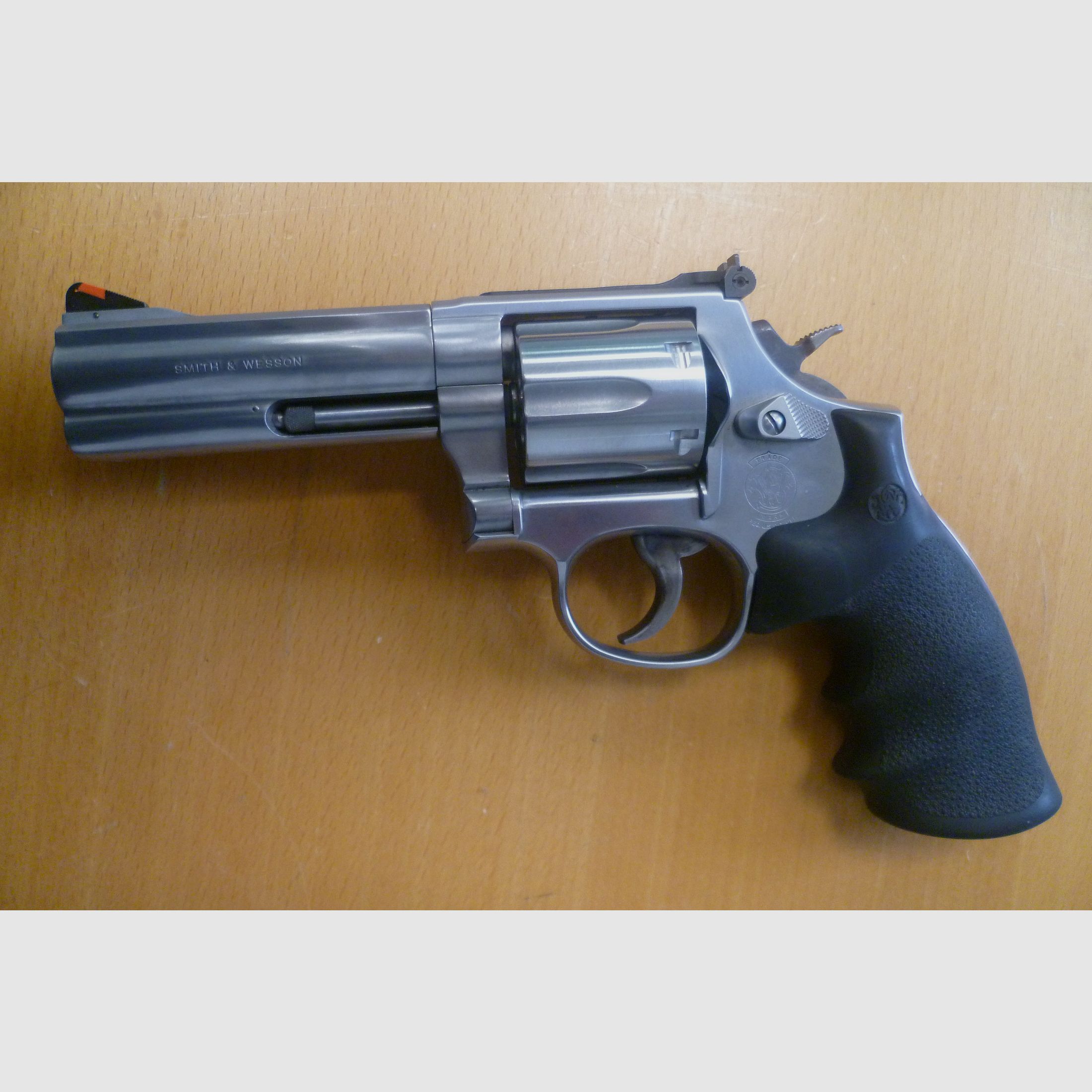 Revolver Smith & Wesson 686-5 .357 Magnum