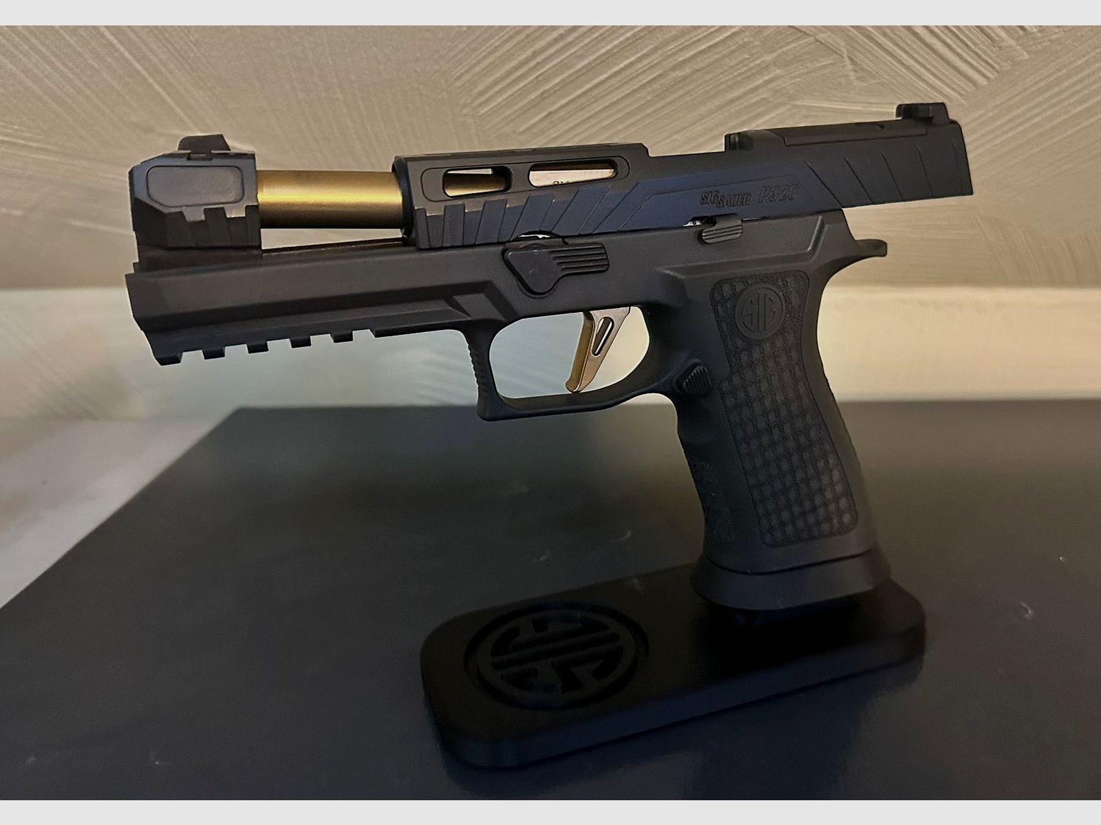 Sig Sauer P320 Spectre Comp