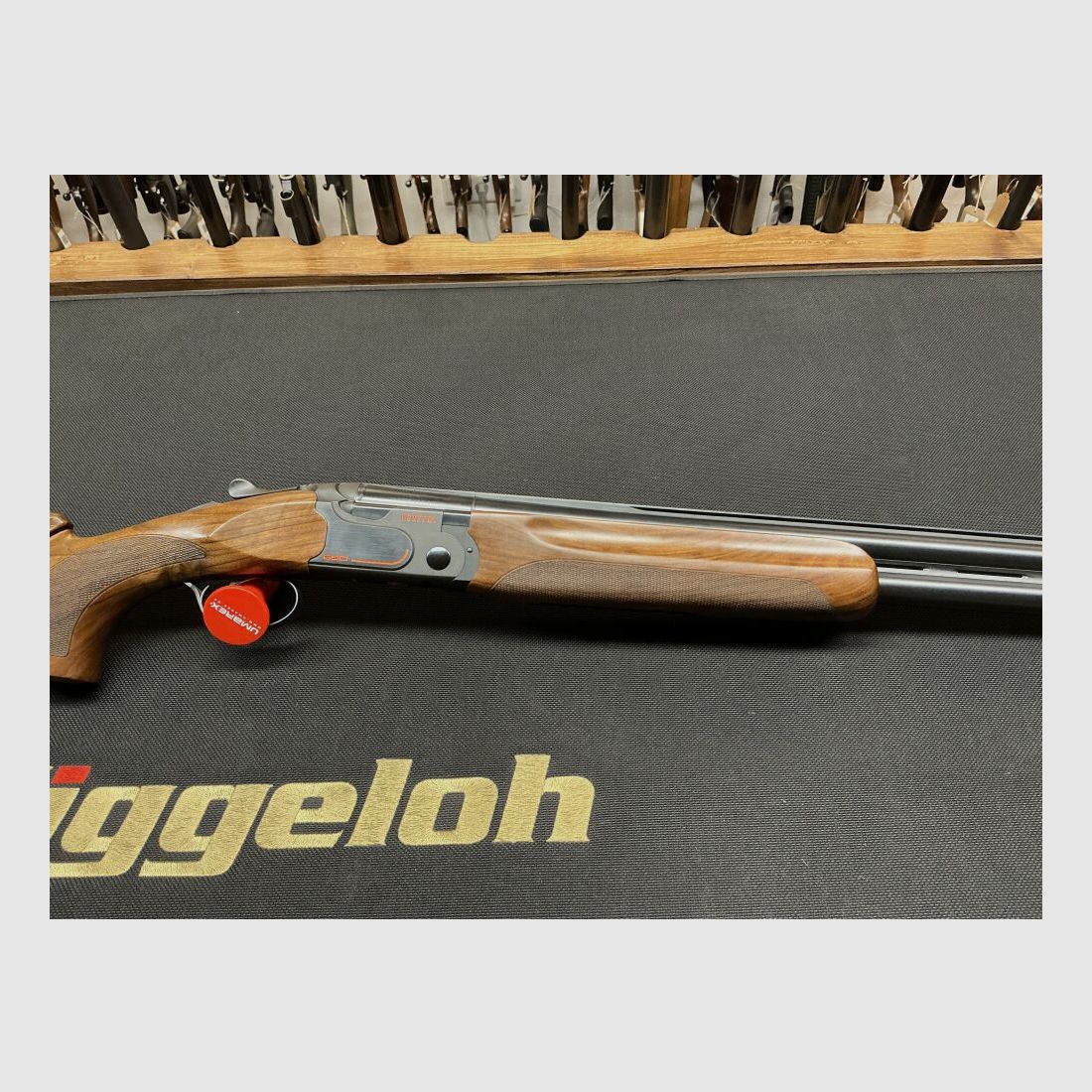 Beretta Beretta Over-and-Under Shotgun 12/70, image 3 of 9