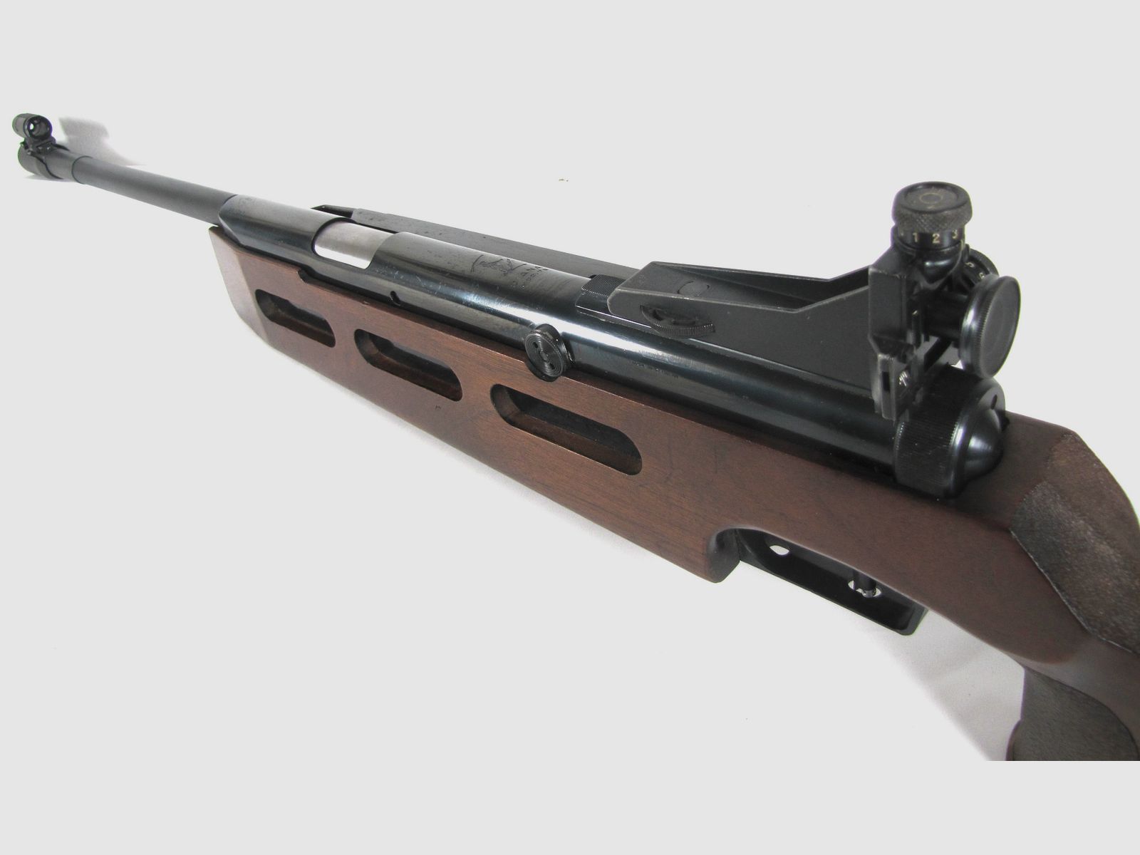 Luchtgeweer Diana 75