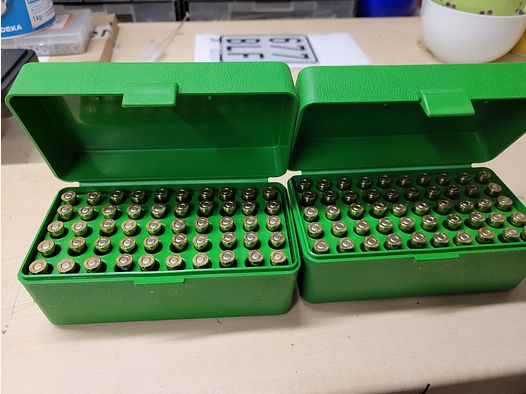 100 douilles, RWS, neuves, avec amorces, deux boîtes et 100 projectiles RWS