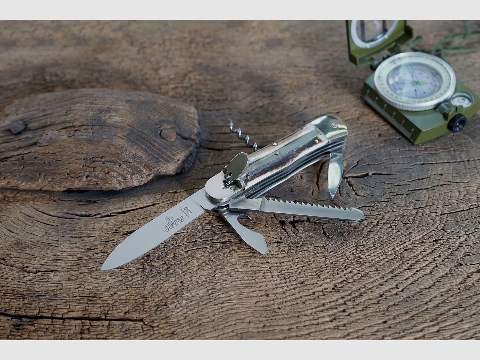 Hubertus Springer Camper plus