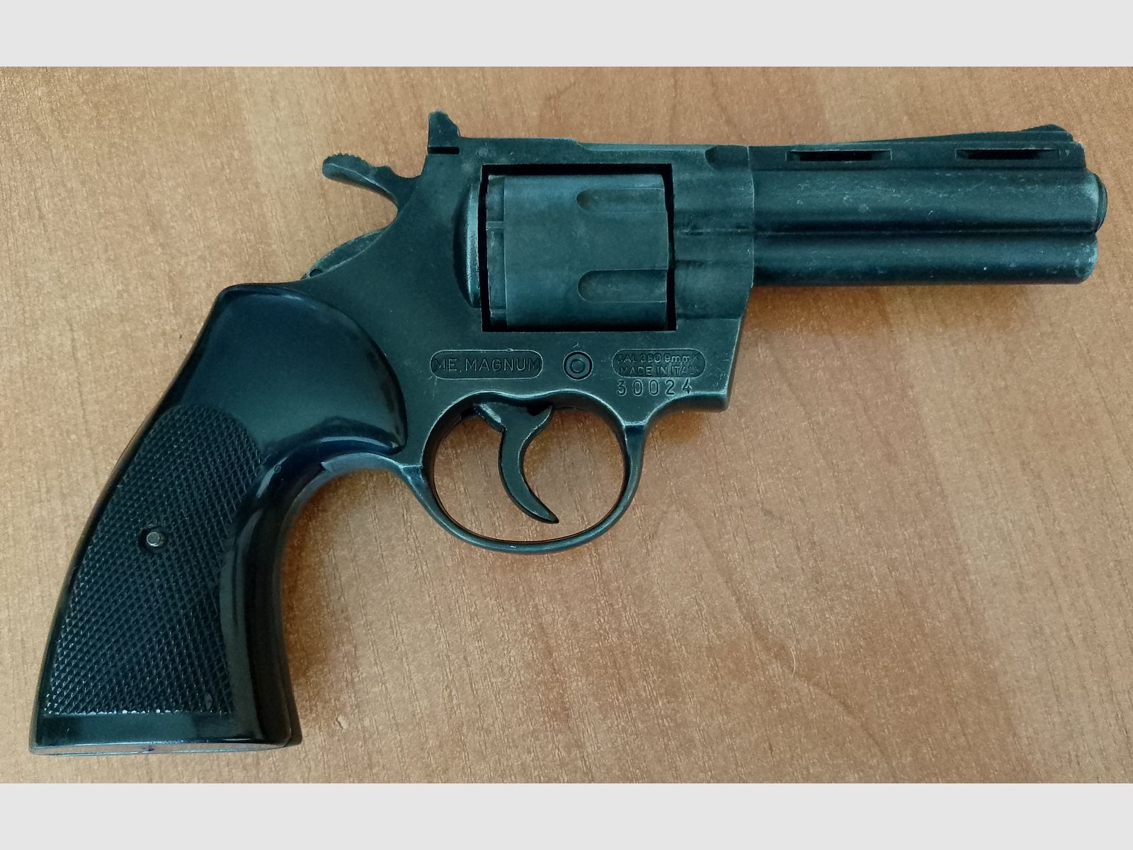 Cuno Melcher ME Magnum im Kal. 9 mm R. Knall im PTB 438