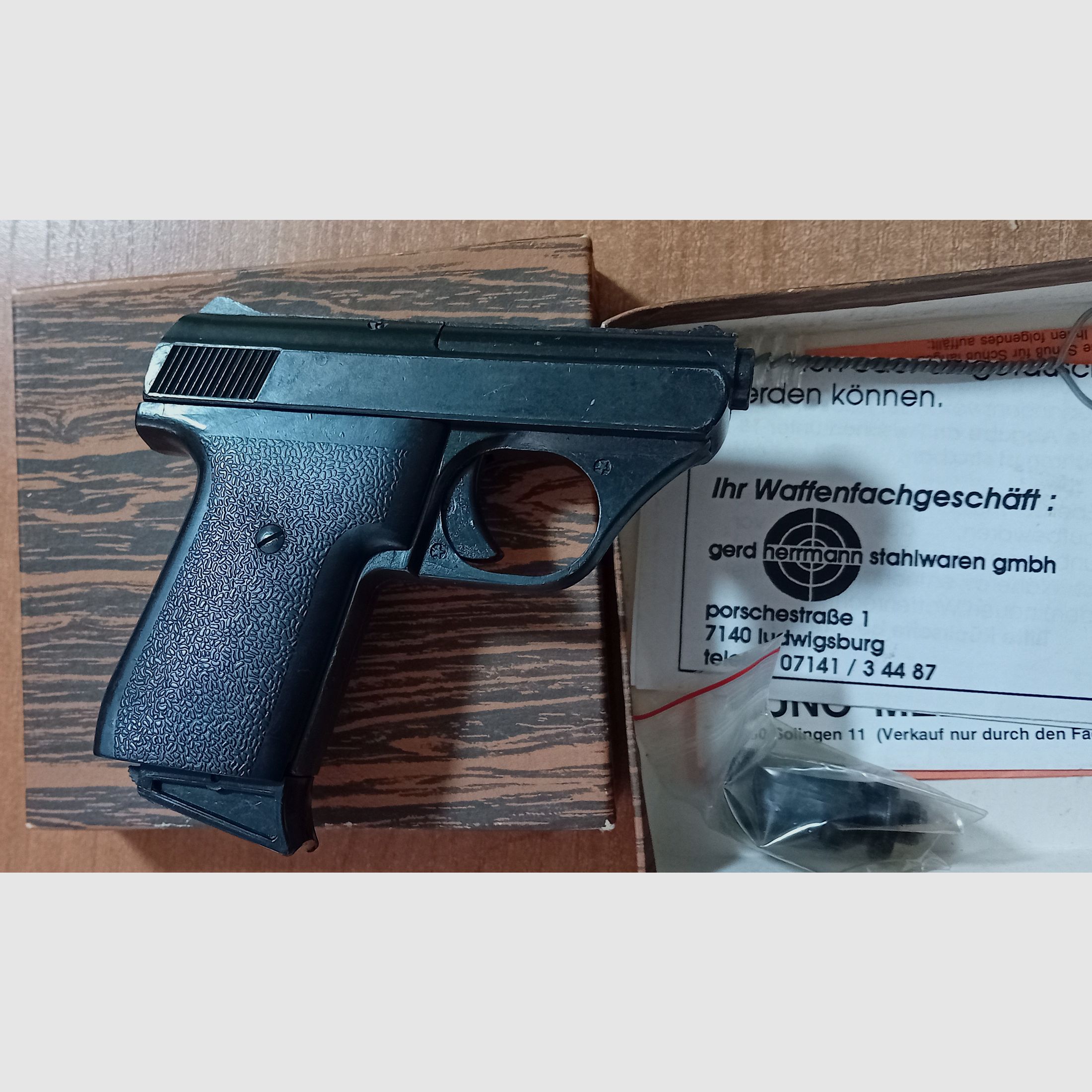 Seltene ME 8 Combat 8mm Knall im PTB 176/2 mit Verpackung!