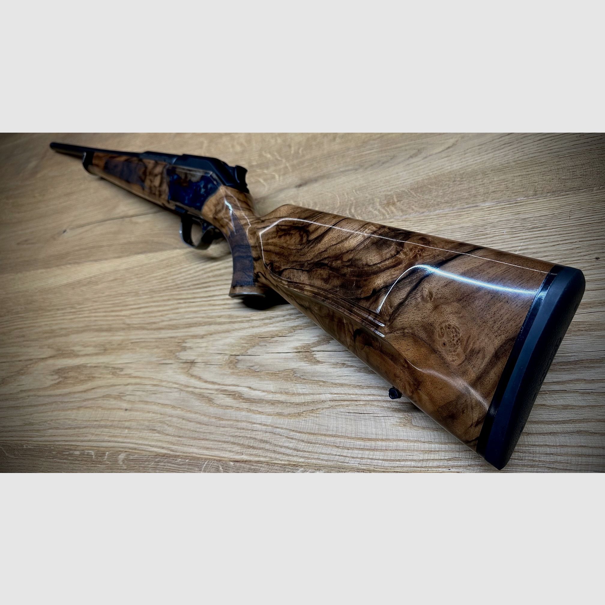 Blaser R8 mit Bunthärtung / HK7 / Stahlsystemkasten&Abzug / stan. Verschluss TRAUMWAFFE, Bild 6 von 8