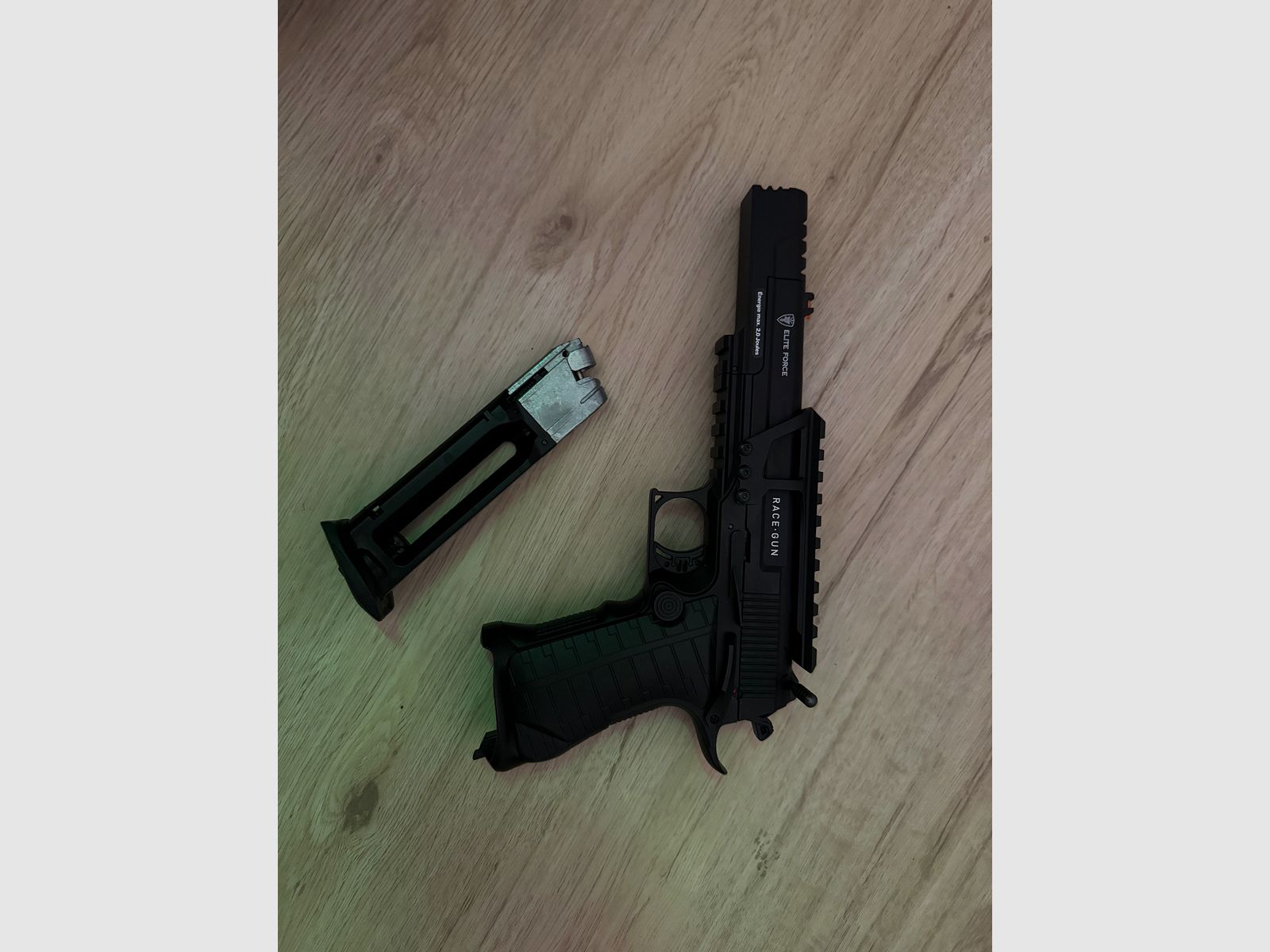 "Umarex Elite Force Race Gun" dringend zu verkaufen!