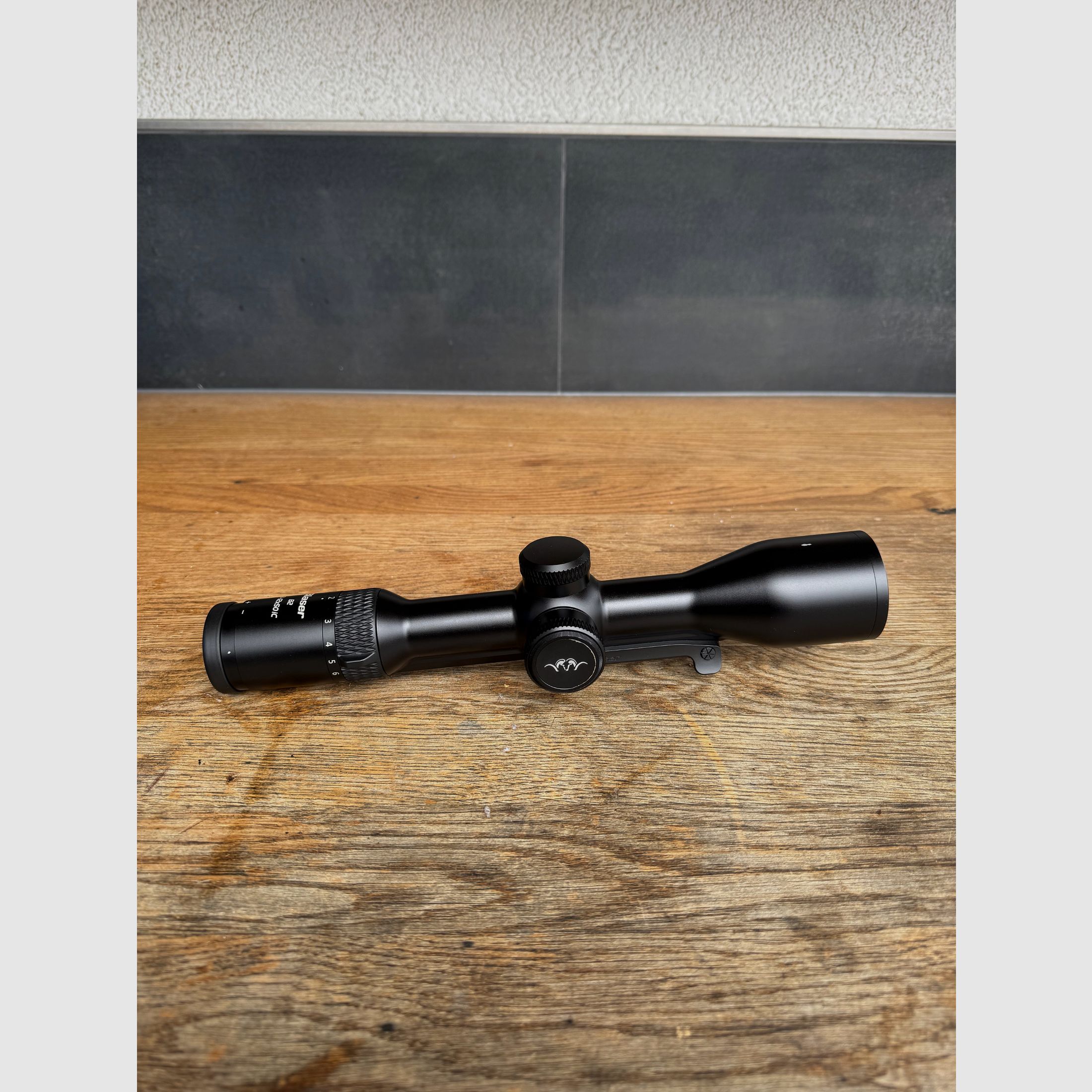 Blaser B2 2-12x50 iC S Zielfernrohr inklusive Blaser Sattelmontage