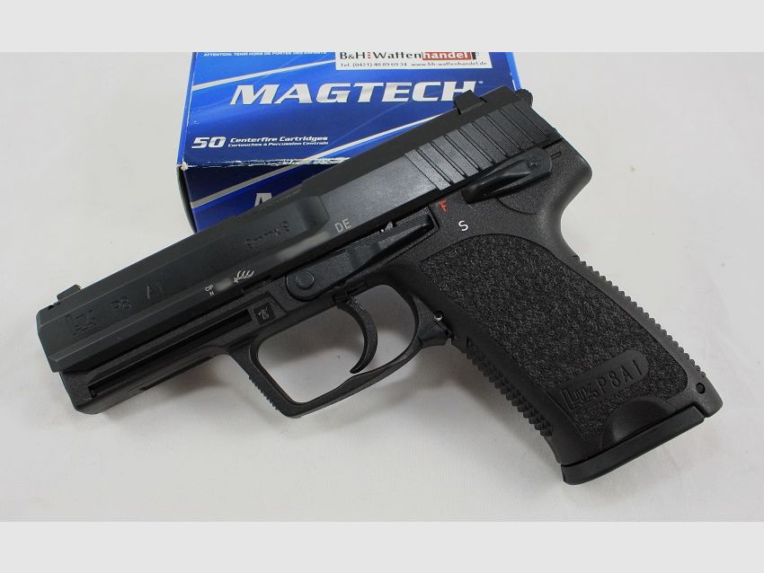 Neuwaffe, auf Lager: Heckler & Koch P8 A1 Dienstpistole der Bundeswehr 9mm Luger / 9x19 H&K HK