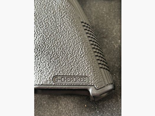 Verkaufe halbautomatische Pistole 9mm Luger