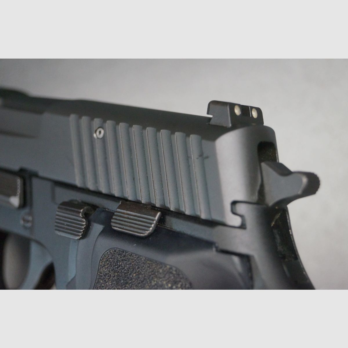 Sig Sauer P226 Nitron come nuovo, immagine 5 di 6