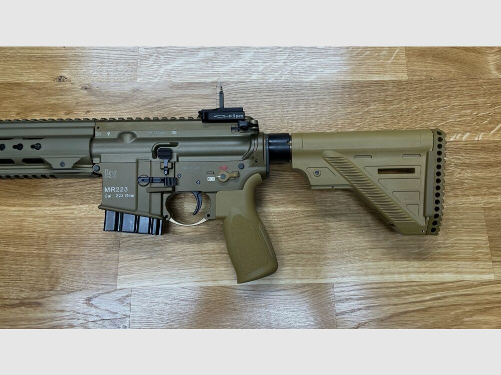 Heckler & Koch MR223 A3 Slim-Line 16,5" cañón - rifle semiautomático .223Rem color arena RAL8000 - sistema HK416 - ¡aprobado para uso deportivo!