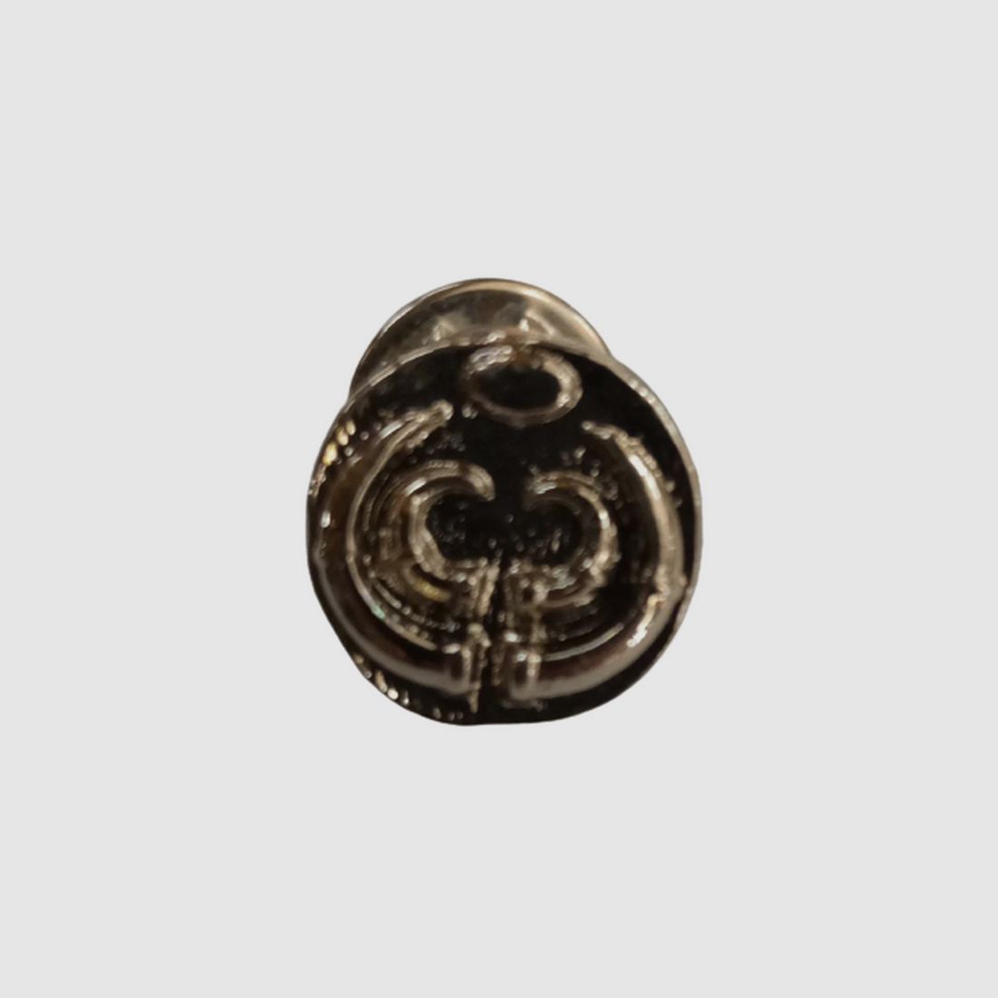 VERGOLDETER PIN