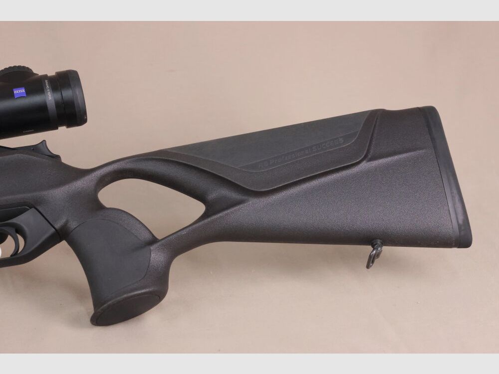 Blaser R8 Professional Success // Mit Zeiss V8 und Schalldämpfer!!