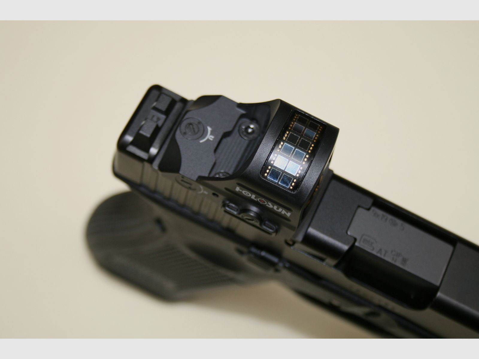 PACK SFO Glock 17 MOS/gewinde + Rotpunktvisier + Schalldämpfer + Kombi Lampe/Laser, Bild 5 von 8