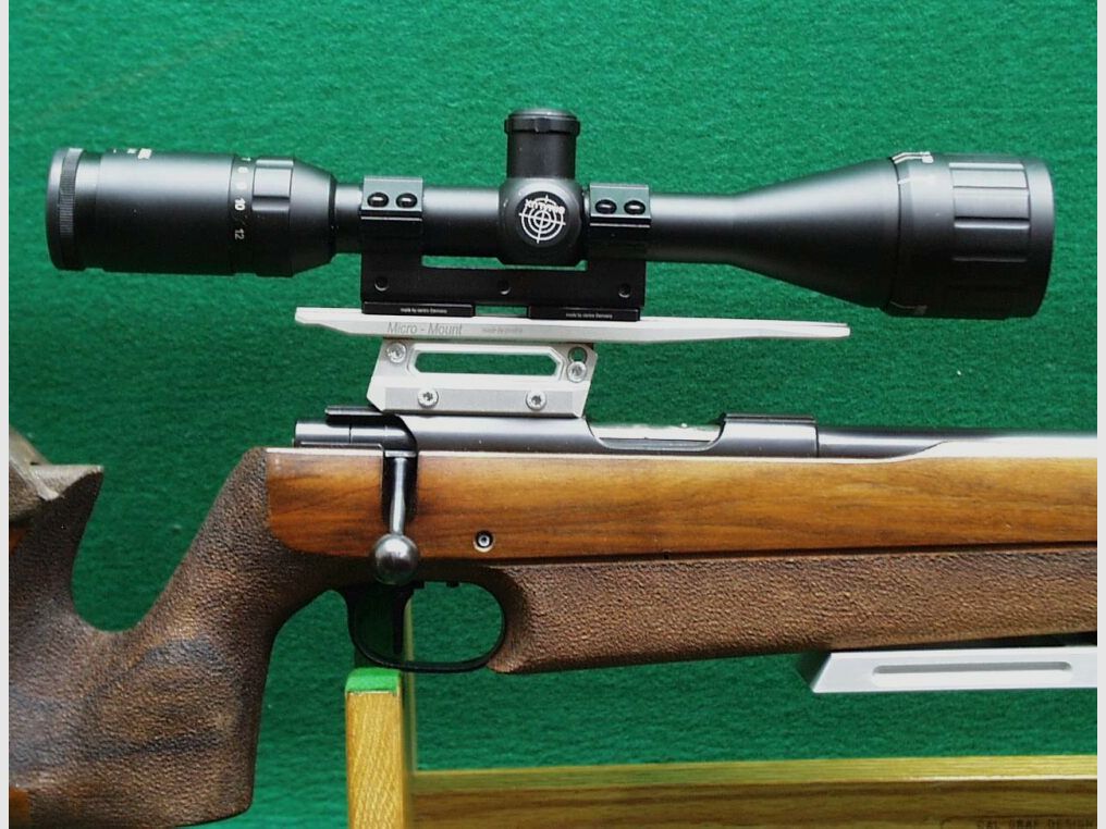 Fucile da competizione Walther con ottica