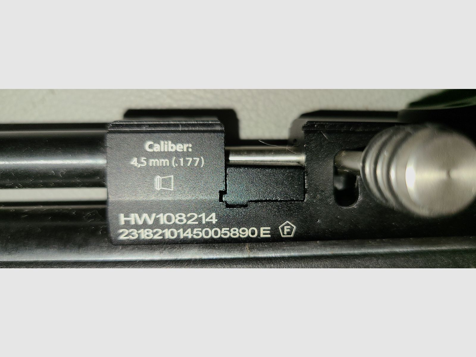 DIANA CHASER / F im 5eck / 4,5mm / LUFTPISTOLE / PISTOLE / MATCH / CO2 / SAMMLER / OHNE ZUBEHÖR / NEUWERTIG 