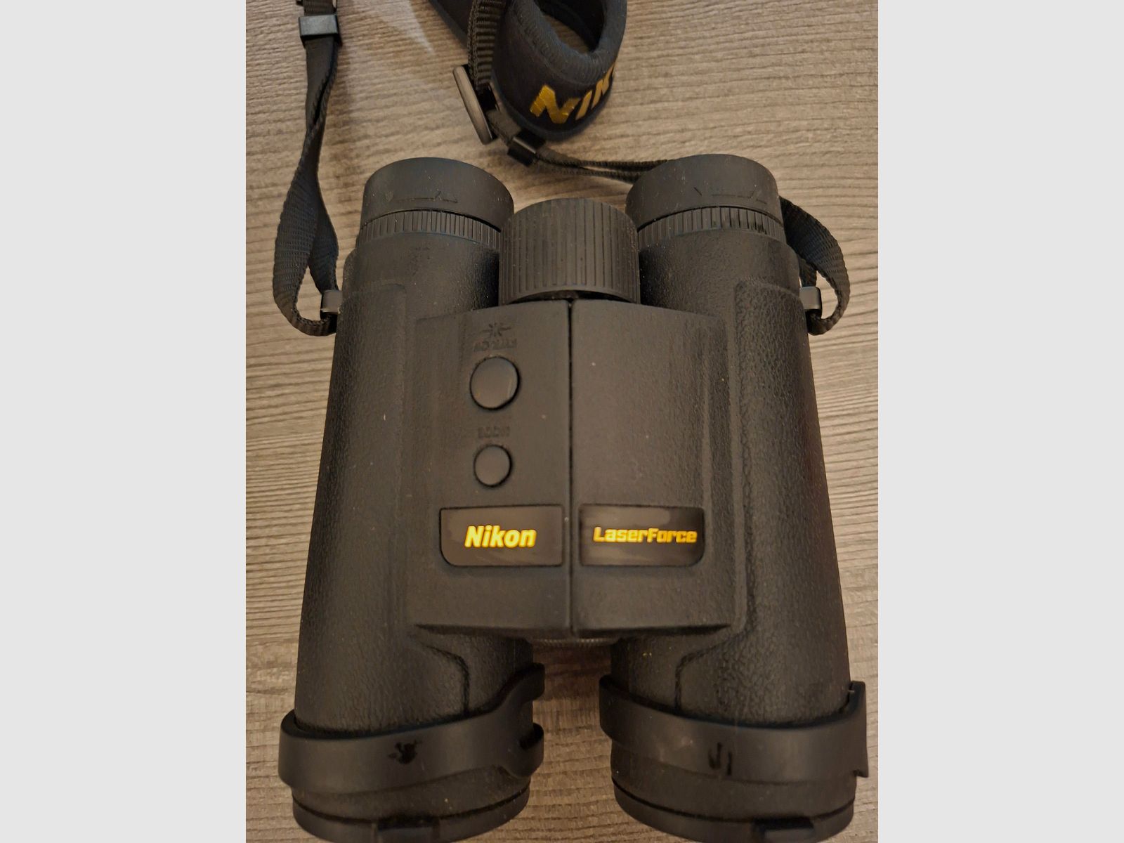Nikon Laser Force 10x42, misuratore di distanza, binocolo, come nuovo, 