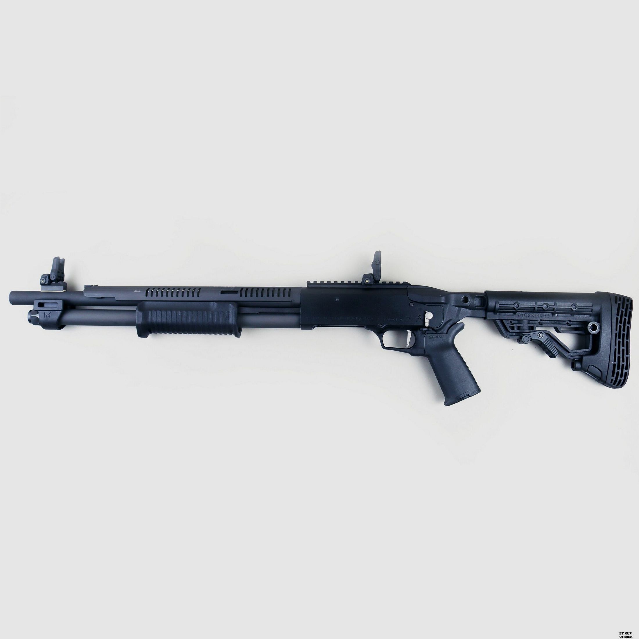 Fusil à pompe Mossberg mod. 590R Rail cal. 12, image 1 sur 12