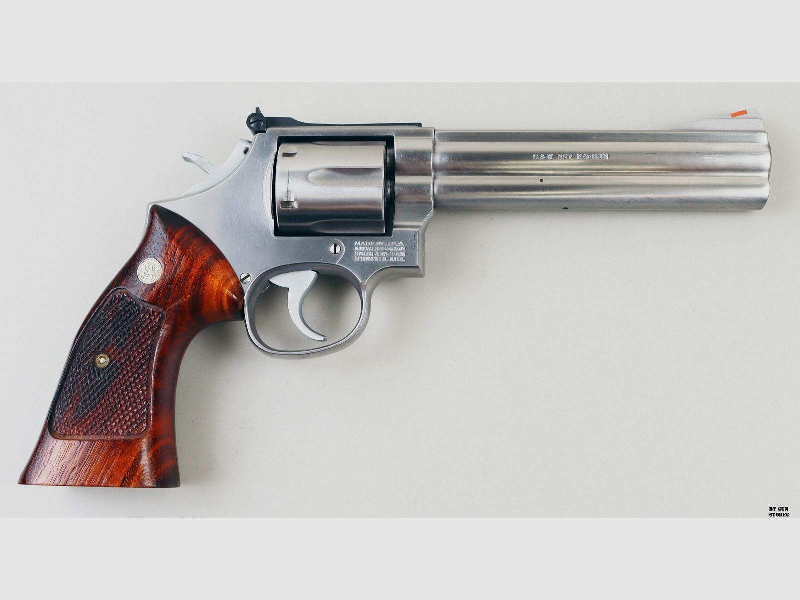 Revolver Smith & Wesson mod. 686 NO DASH cal. 357 mag serial no. AEY9495, image 3 of 10