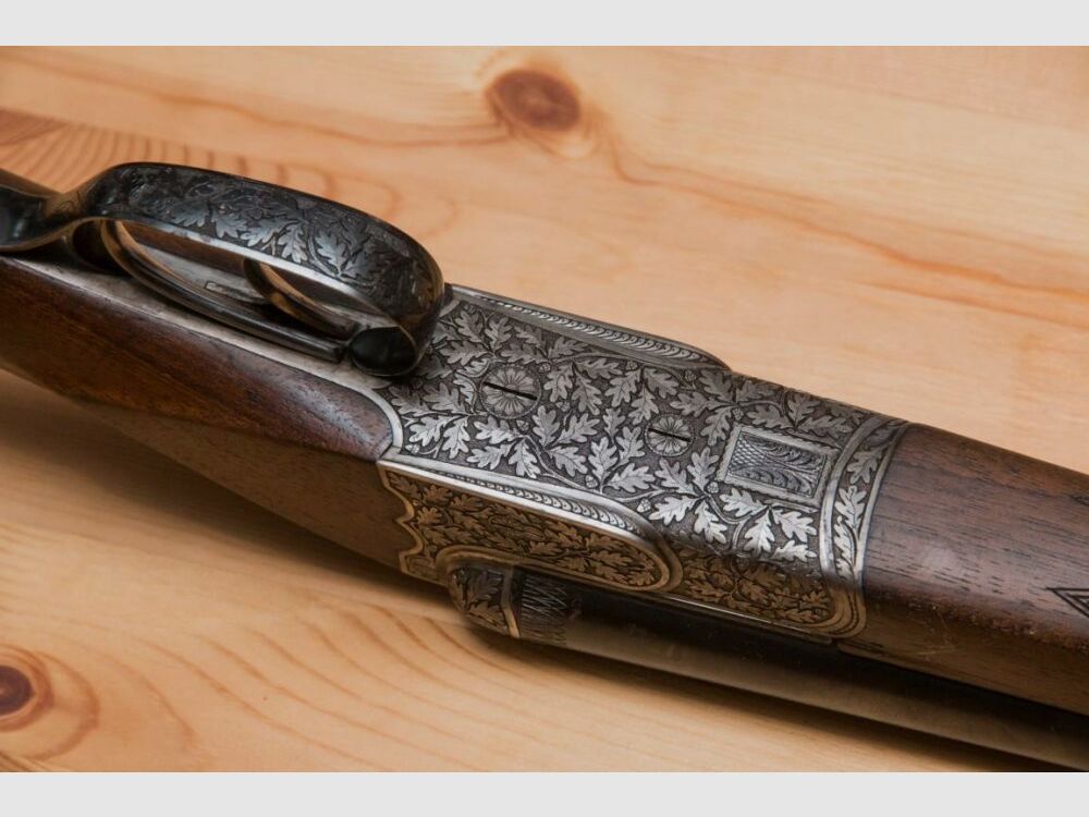 exklusive Jagdflinte side-by-side mit tiefgestochener Gravur Querflinte Doppelflinte
