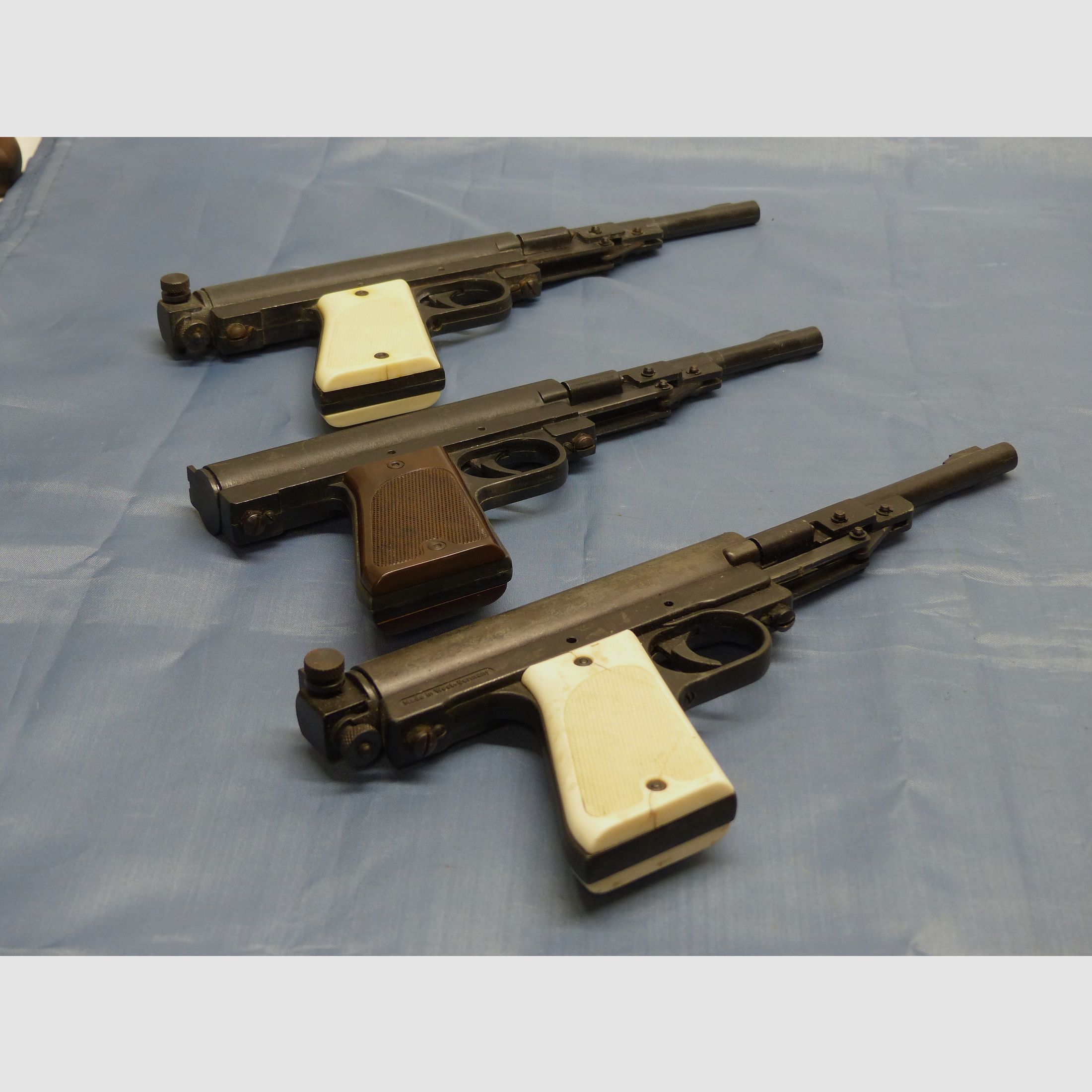 Lote 3x pistolas de aire Record Cal. 4,5/.177 Diabolo perno años 70 y 80, imagen 2 de 8