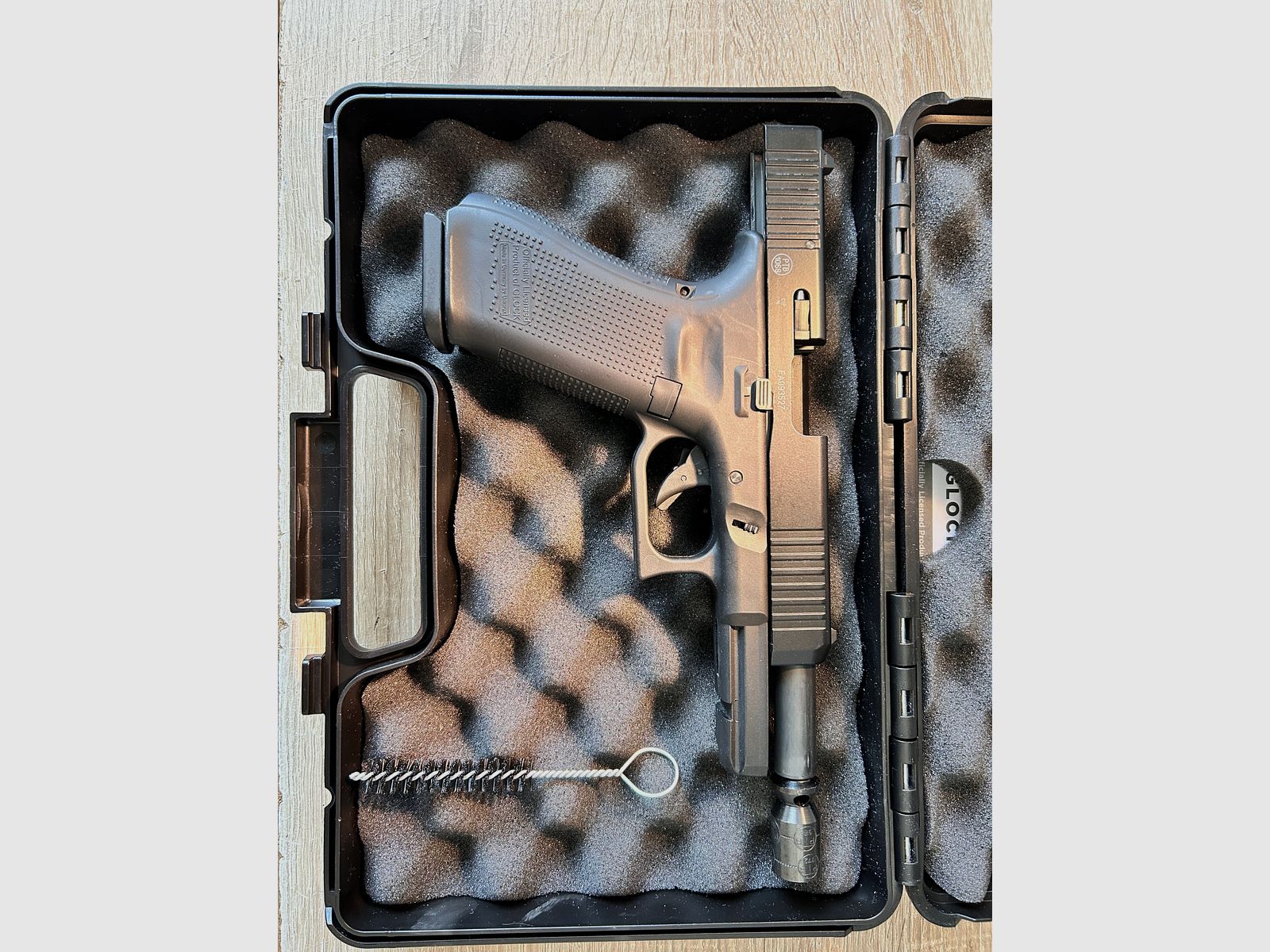 Glock 17 Gen. 5 blank firing pistol Umarex