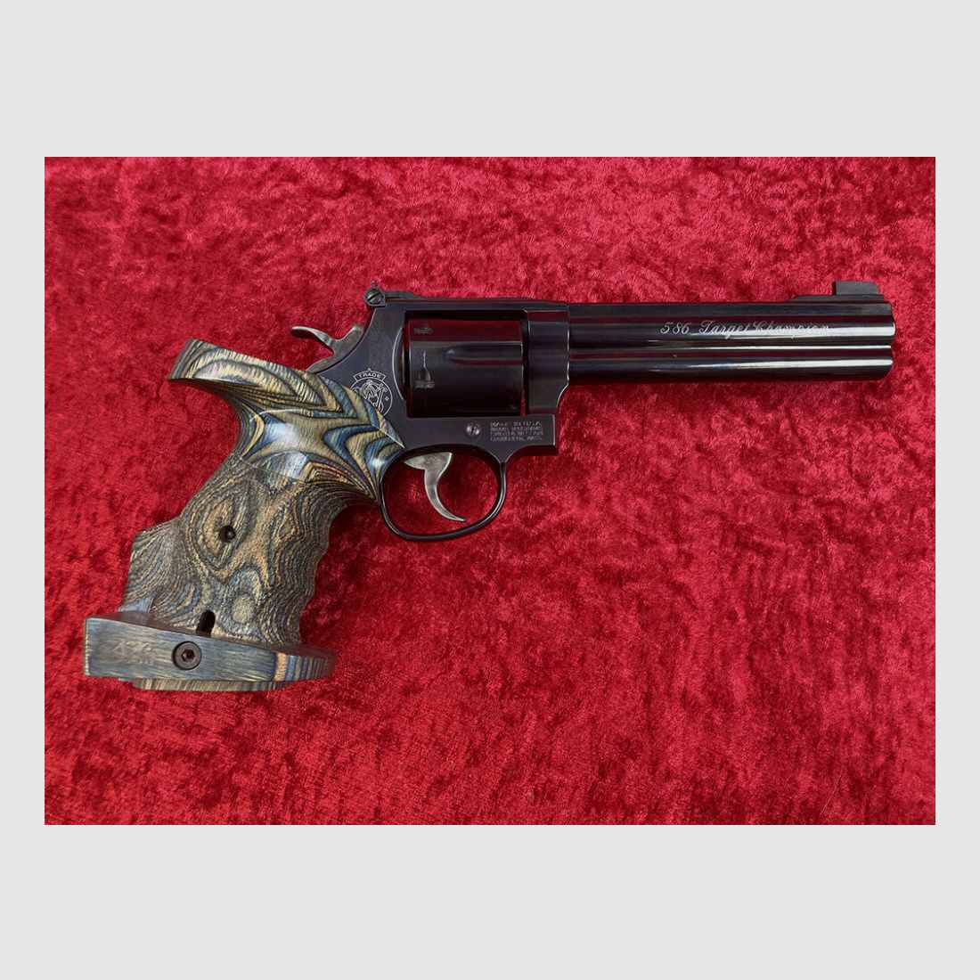 Smith & Wesson 586-5 Target Champion