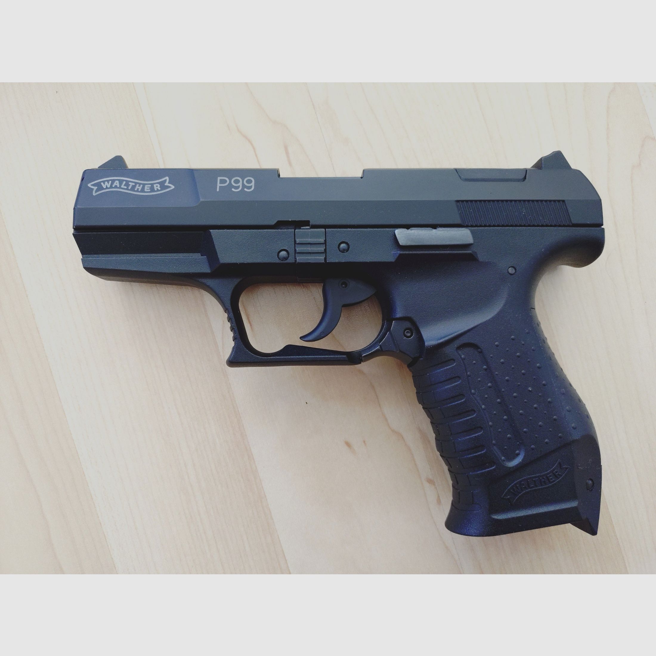 Walther P99 P.A.K. pistolet alarmowy, zdjęcie 4 z 6