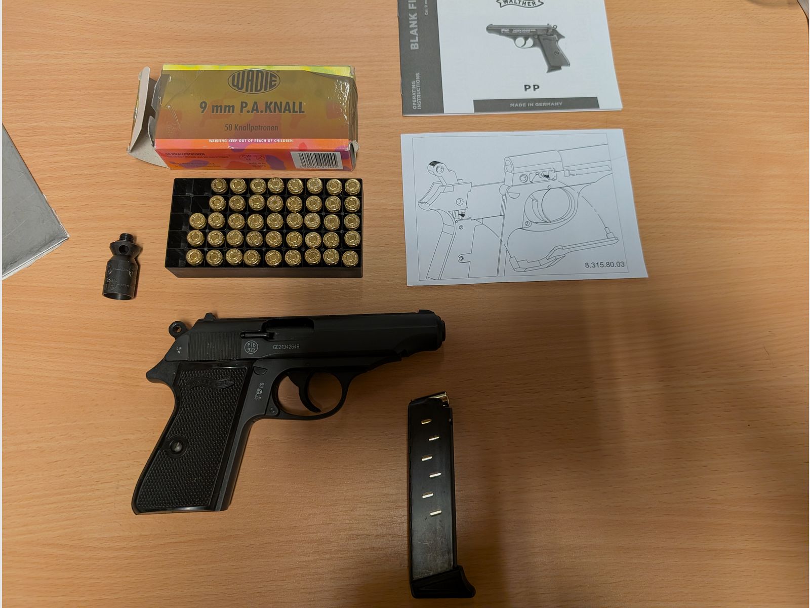 Walther PP 9 mm P.A.K. in goede staat/ incl. munitie