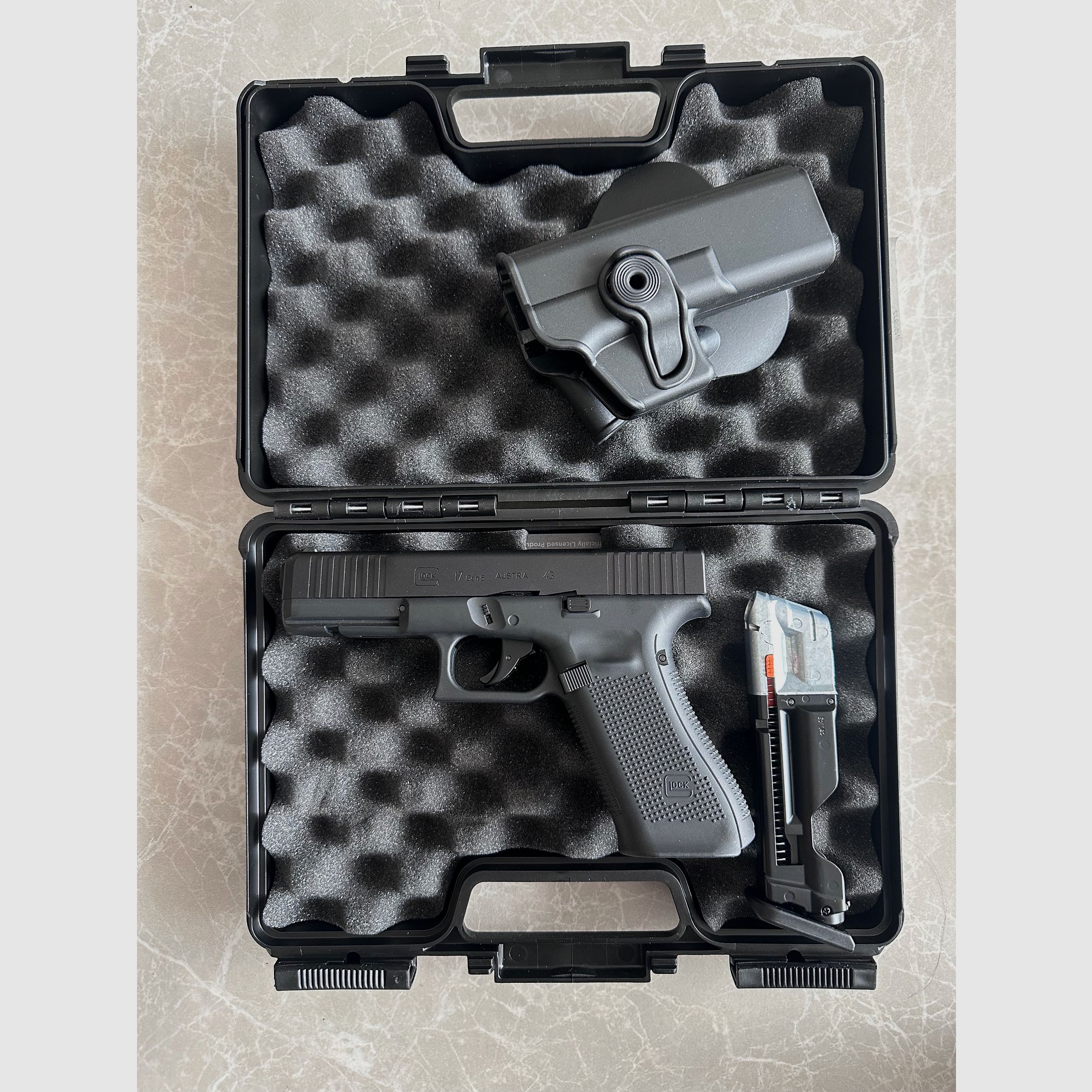 Glock 17 Gen.5 T4E CO2 RAM Pistole Kal. .43 + Holster