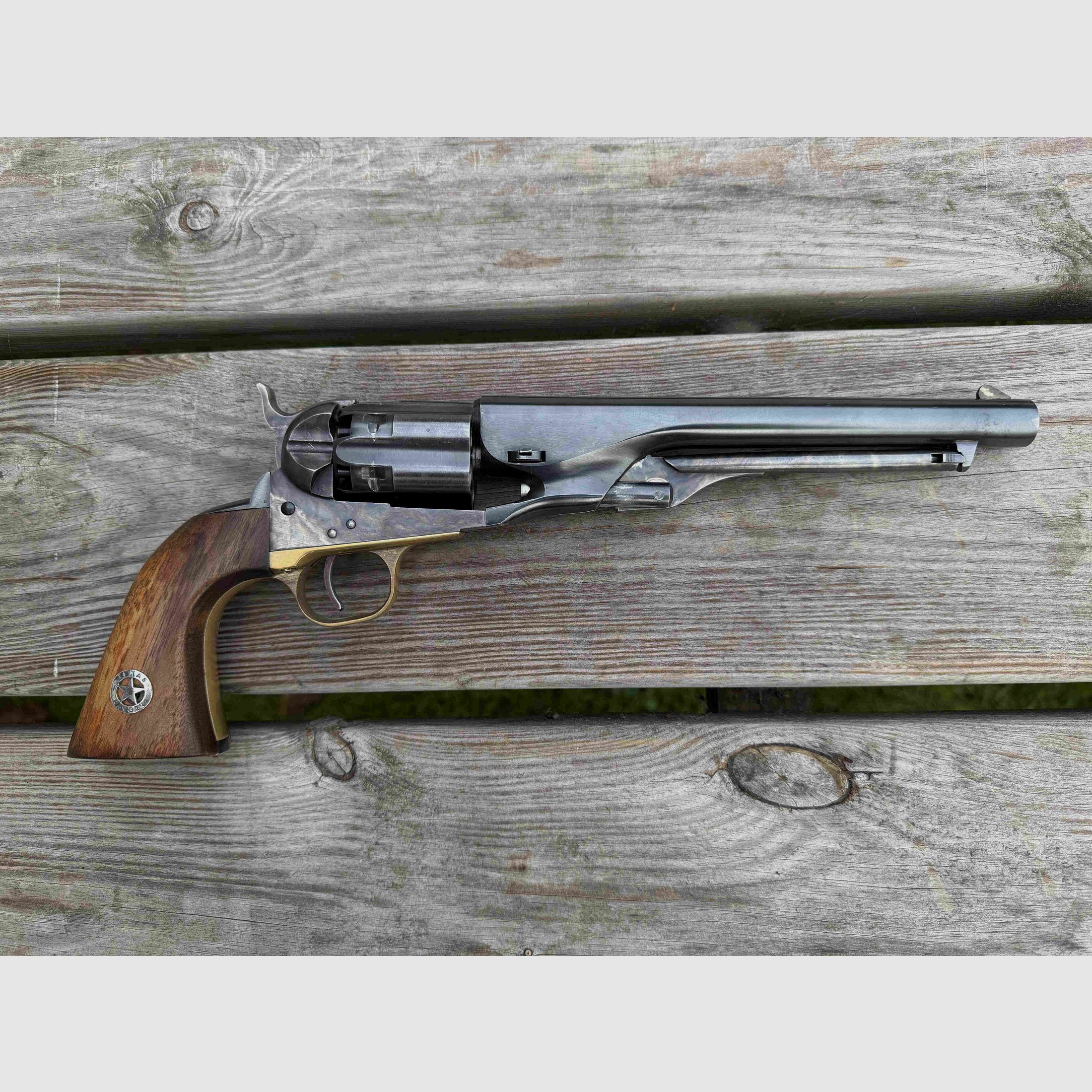 Centaure M1860 percussion revolver in cal. 44