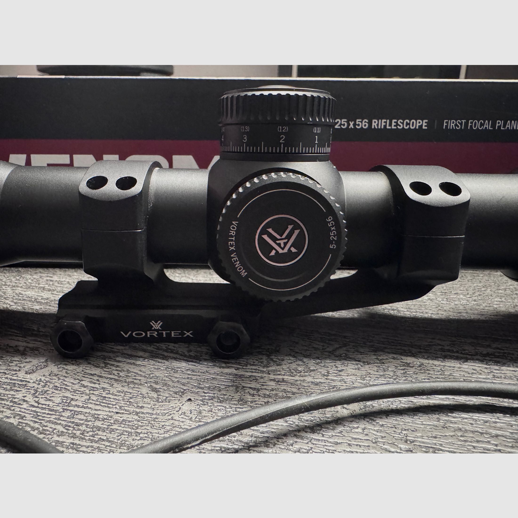 Vortex Venom 5-25x56 FFP EBR-7C MRAD mit Montage