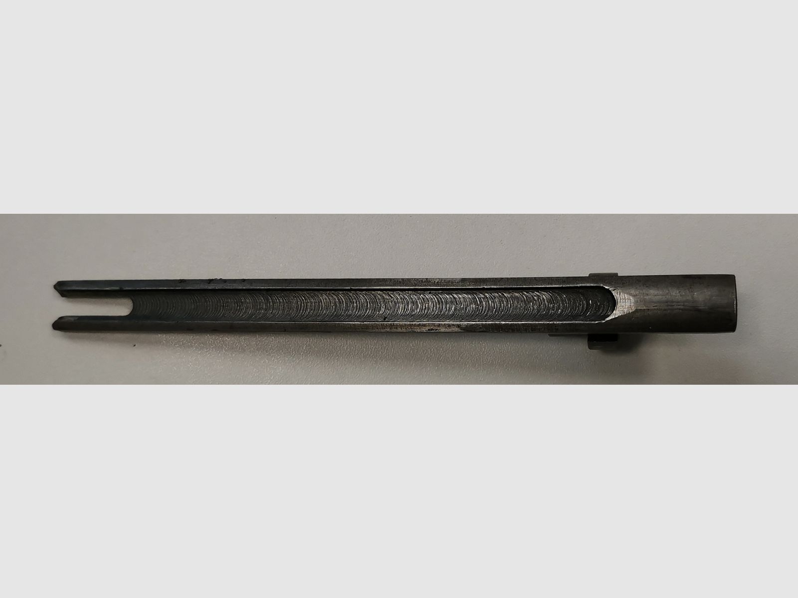 BARRETTE D’ASSEMBLAGE MOSIN NAGANT M44, image 2 sur 2